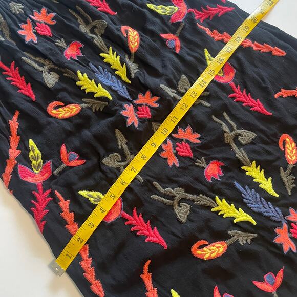 Willow & Clay Heavily Embroidered Dress Womens Medium Black Floral Off Shoulder - Picture 8 of 9
